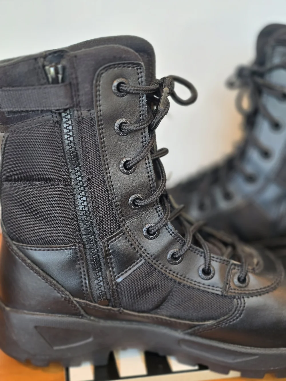 Response Gear Tactical Footwear - Black Tactical Boots Sz 9.5